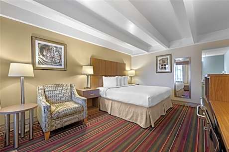 King Room - Non-Smoking