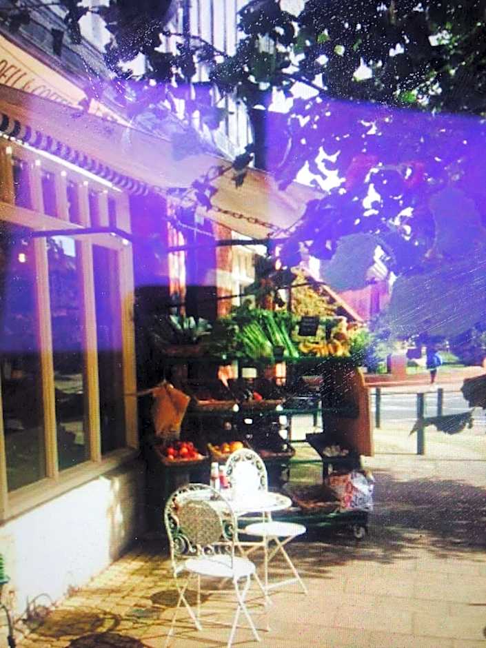 Bournville House & Cafe