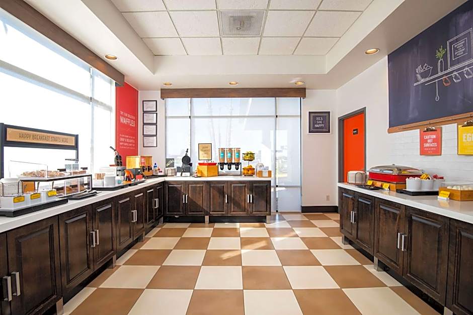 Hampton Inn By Hilton Tucson-Airport