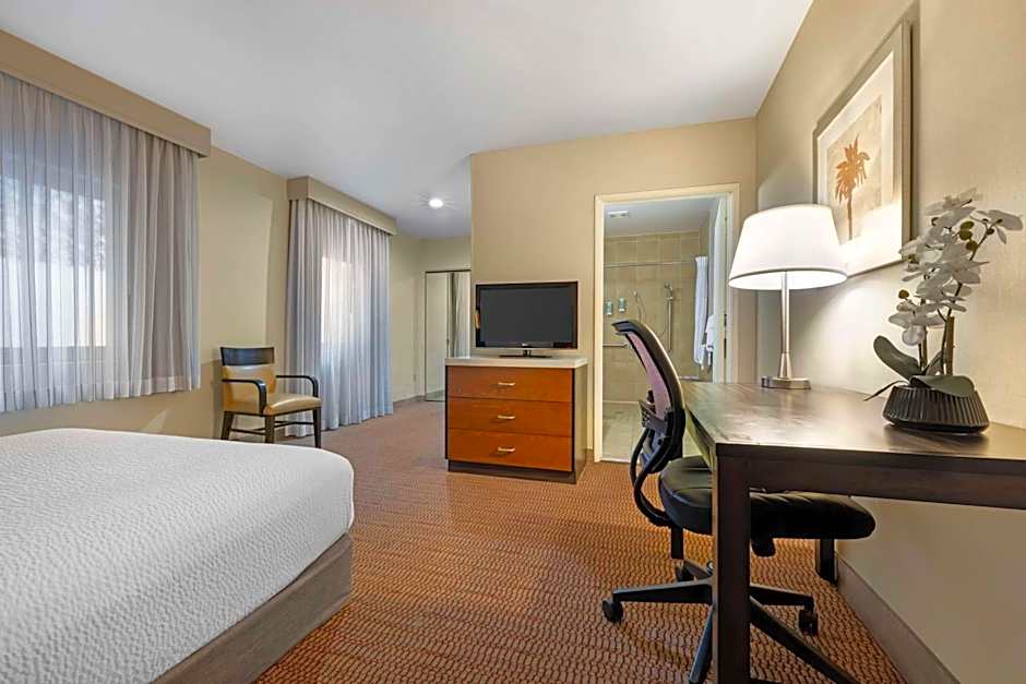 Best Western Royal Palace Inn & Suites