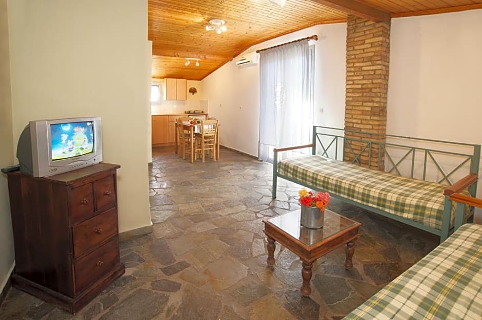 Nostos Studios & Apartments