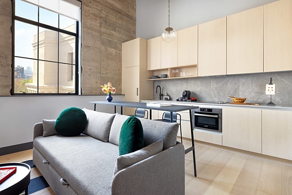 Switch House Hotel – Philadelphia, PA