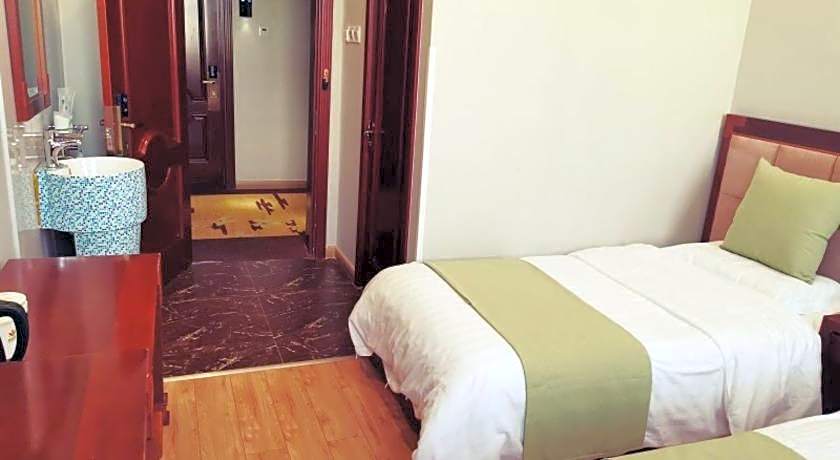 GreenTree Alliance Hulunbeier Zhalantun Railway Station Hotel