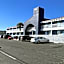 Pacific Coast Roadhouse Hotel