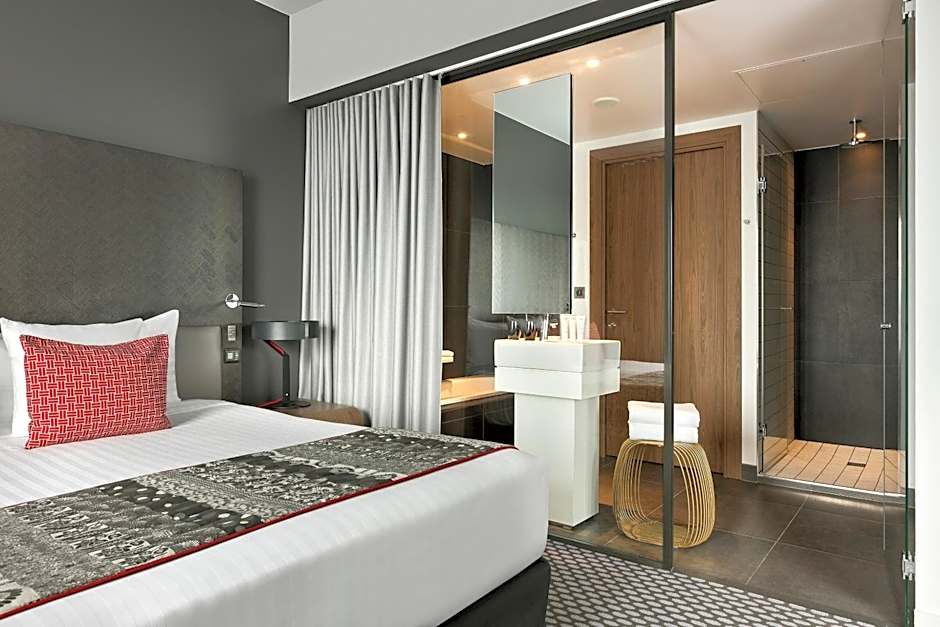 Melia Paris La Defense
