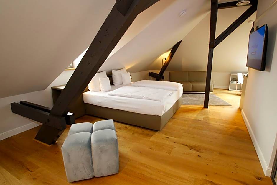 Amelie No 1 Hotel & Appartements