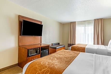 Suite with Two Queen Beds - Accessible/Non-Smoking