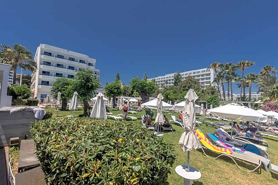 Iliada Beach Hotel