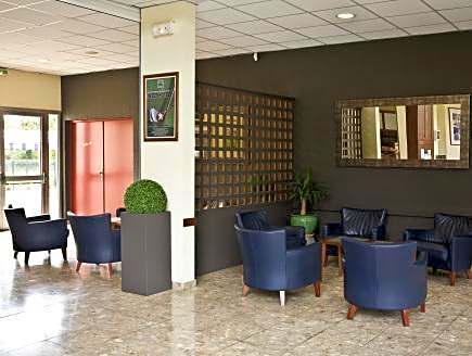 Hotel du Golf de Saint-Laurent,The Originals Relais