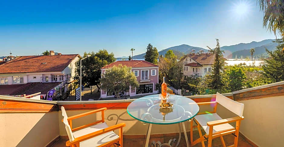 A&B Home Hotel