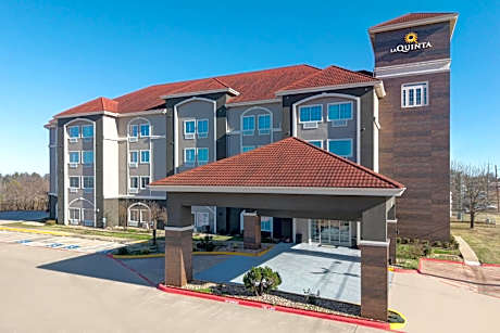 La Quinta Inn & Suites by Wyndham Paris