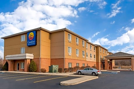 Comfort Inn & Suites Porter near Indiana Dunes