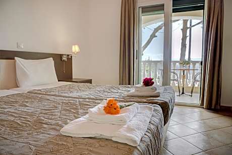 Deluxe Double Studio