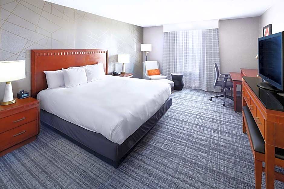 DoubleTree By Hilton Hotel Dallas Near The Galleria