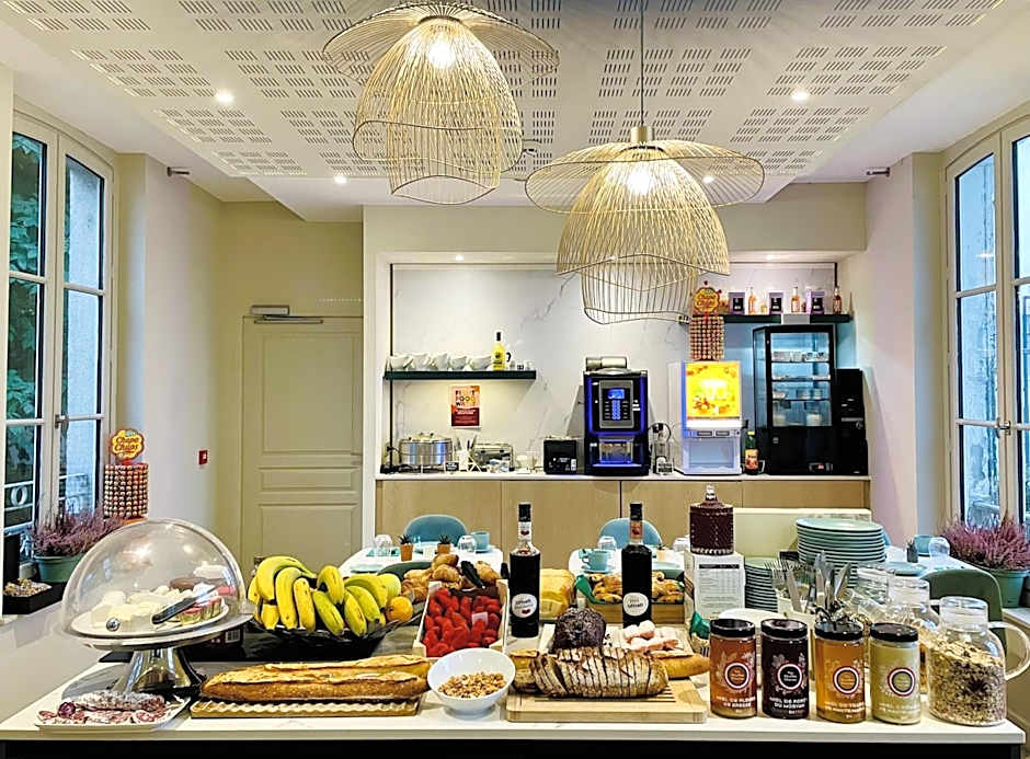 Photo 1 of 35 of Best Western Blois Chateau