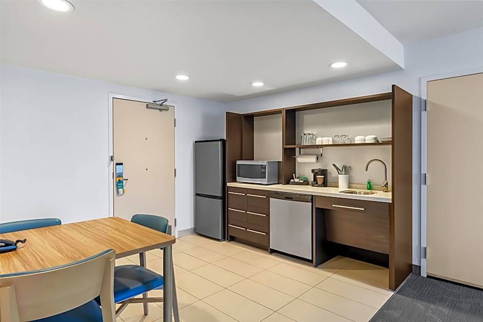 Home2 Suites by Hilton Youngstown West/Austintown, OH