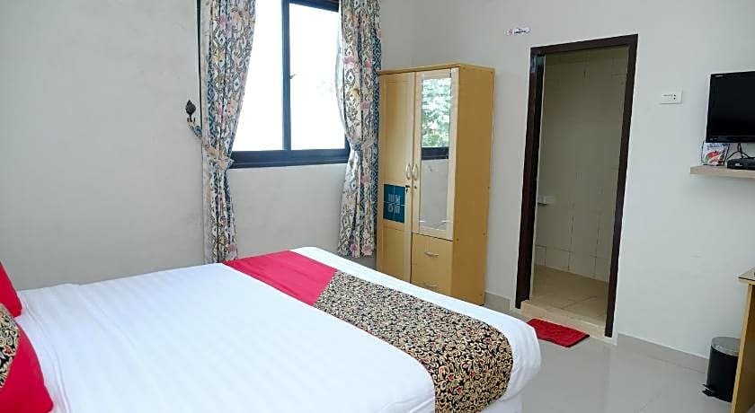 Joyful Hotel