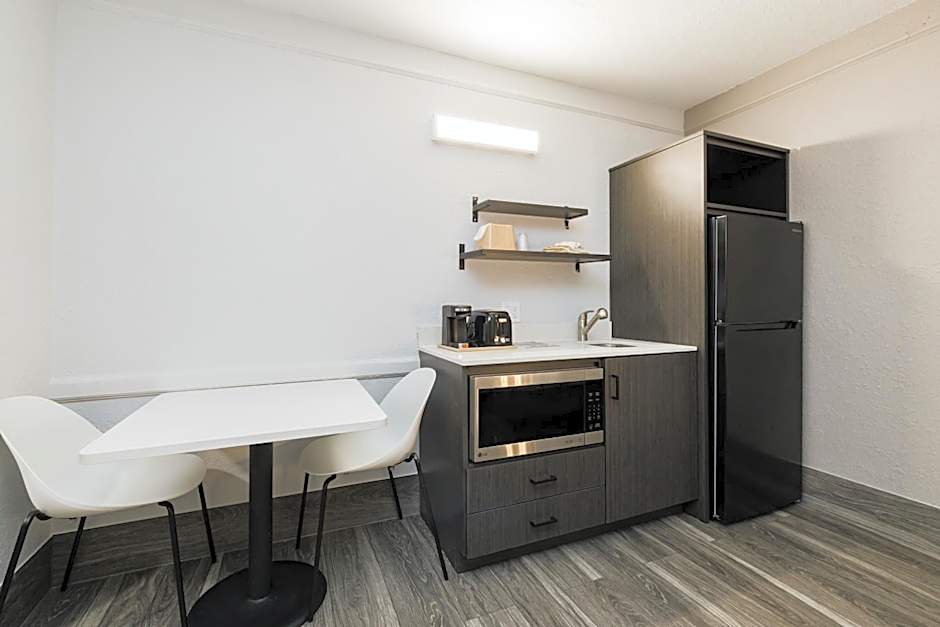 Studio 6 Baytown, Tx - Garth Road