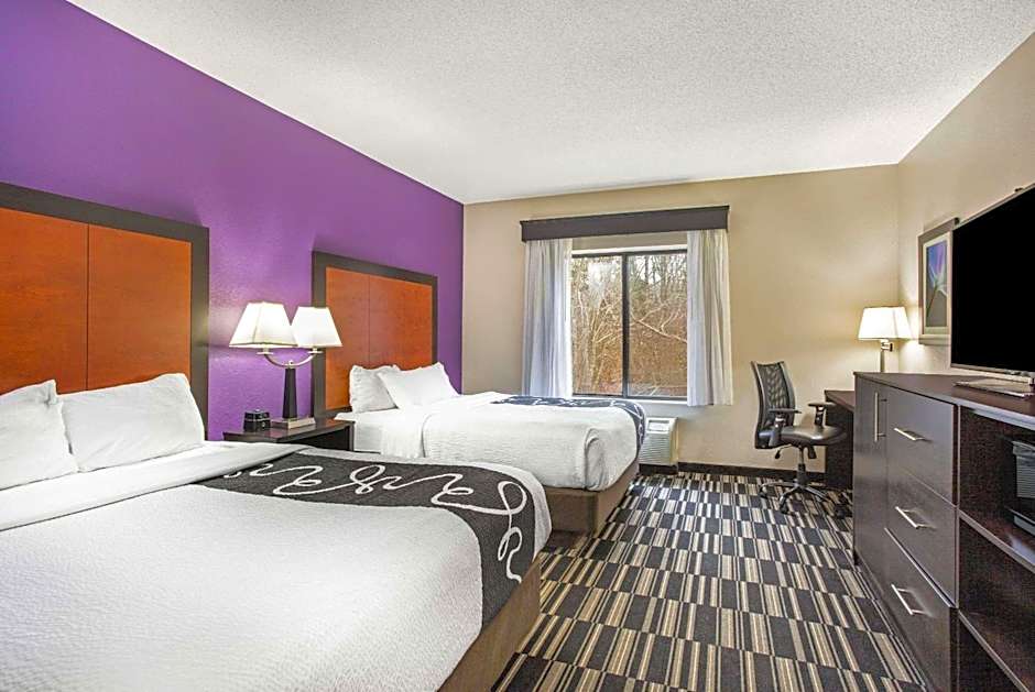 La Quinta Inn & Suites by Wyndham Norwich-Plainfield-Casino