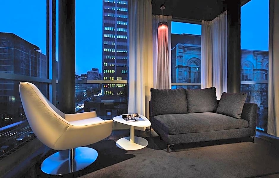 Hotel Zero 1
