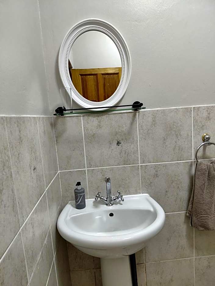 African-Dreamz Guest House