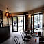 Cafe Hotel du Theatre