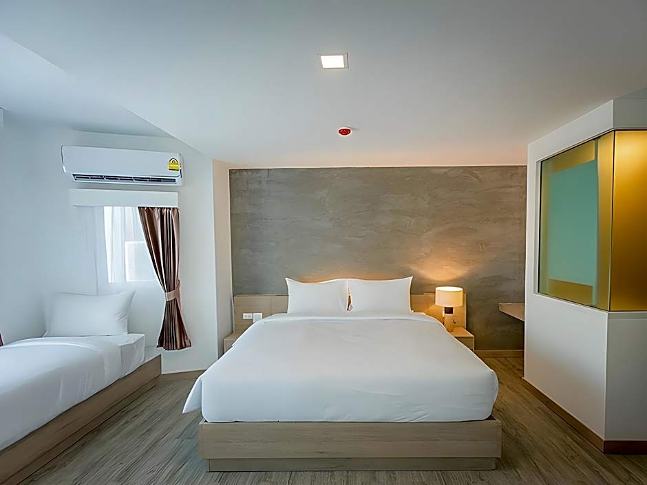 B2 Nakhonsawan Premier Hotel