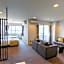Wisterian Life Club Toba