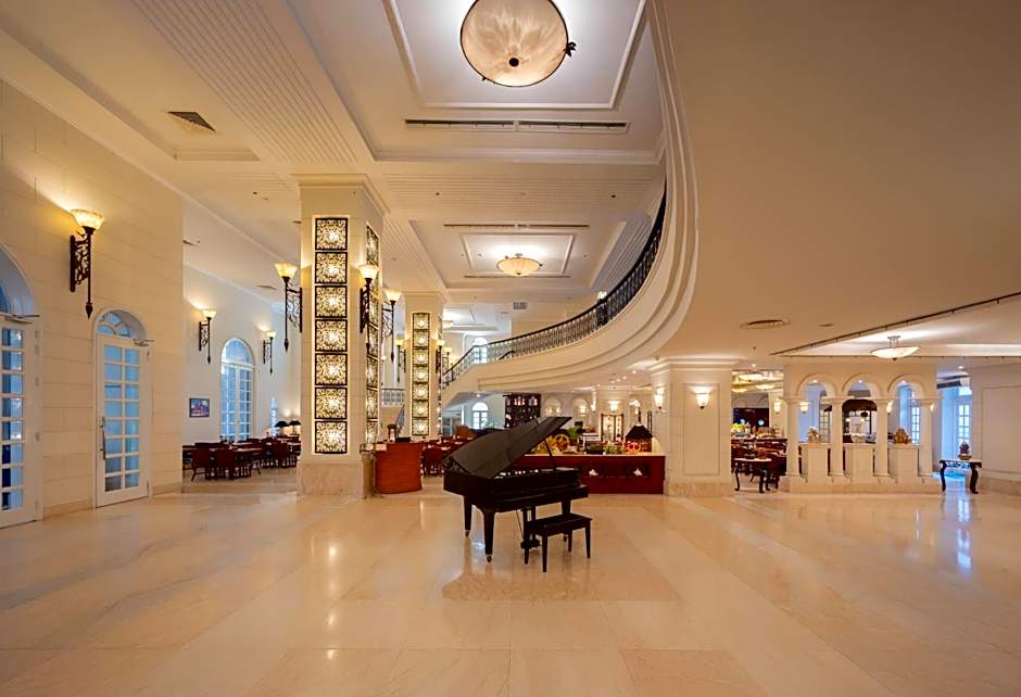 Sunrise Nha Trang Beach Hotel & Spa