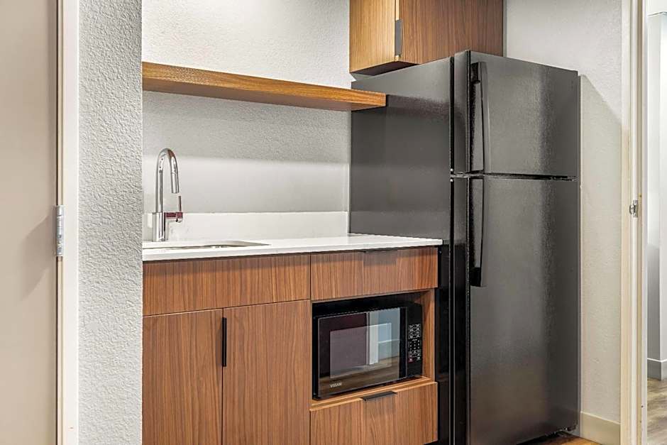 AmericInn by Wyndham Mounds View Minneapolis