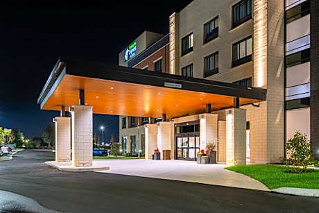 Holiday Inn Express And Suites Murfreesboro West By IHG