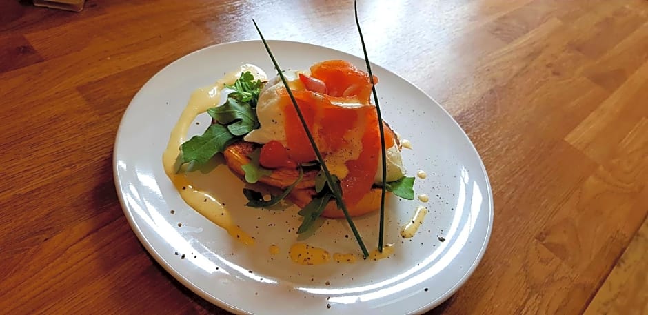 Airanloch Bed & Breakfast, Loch Ness, Adult Only