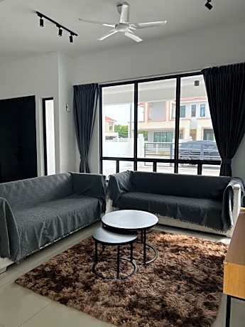 Semi-D Home In Banting - 5 Mins To Pantai Morib - Tanjung Sepat