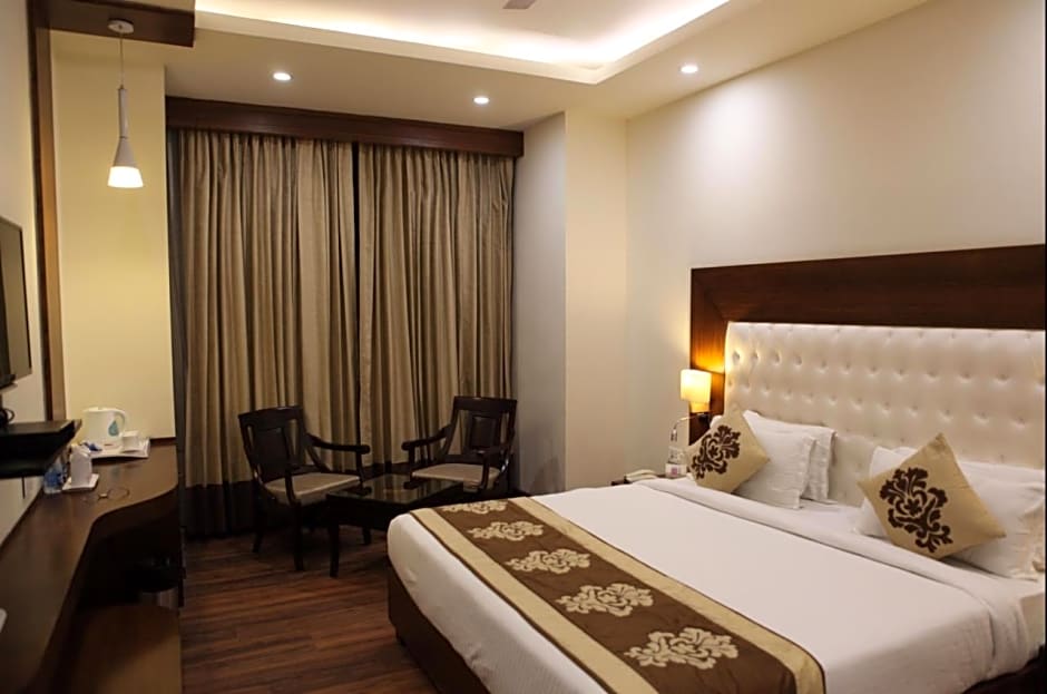 Hotel Seven Hills Tower