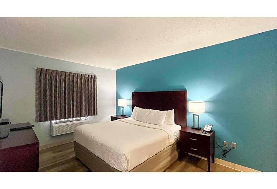 Motel 6 - Tiffin, OH