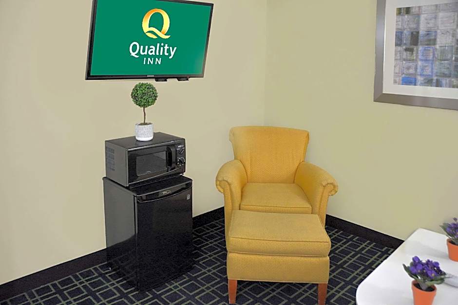 Quality Inn & Suites