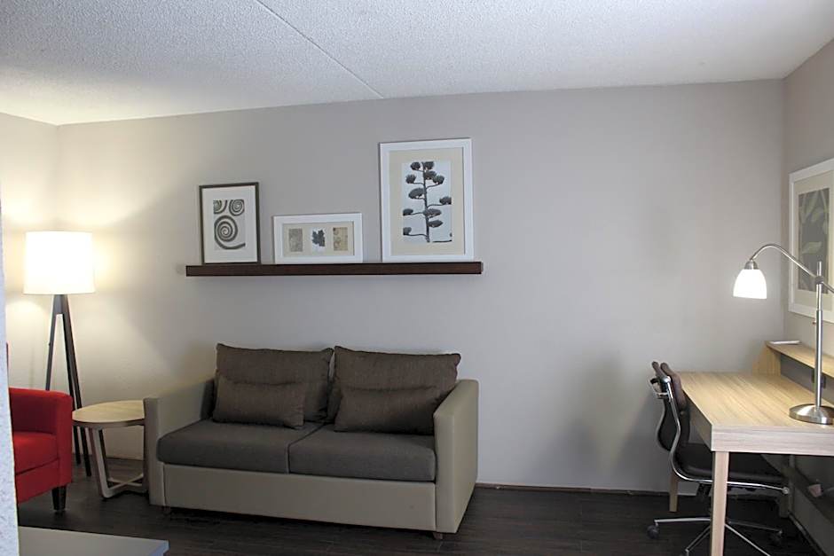 Country Inn & Suites By Radisson, Dunbar - Charleston