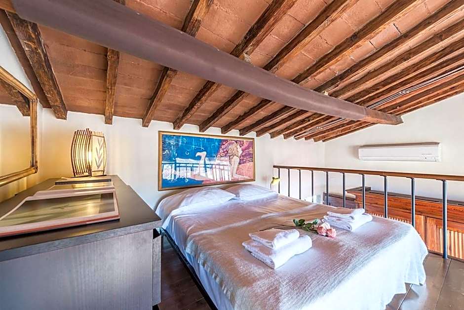 1200 Torre Donati Apartments