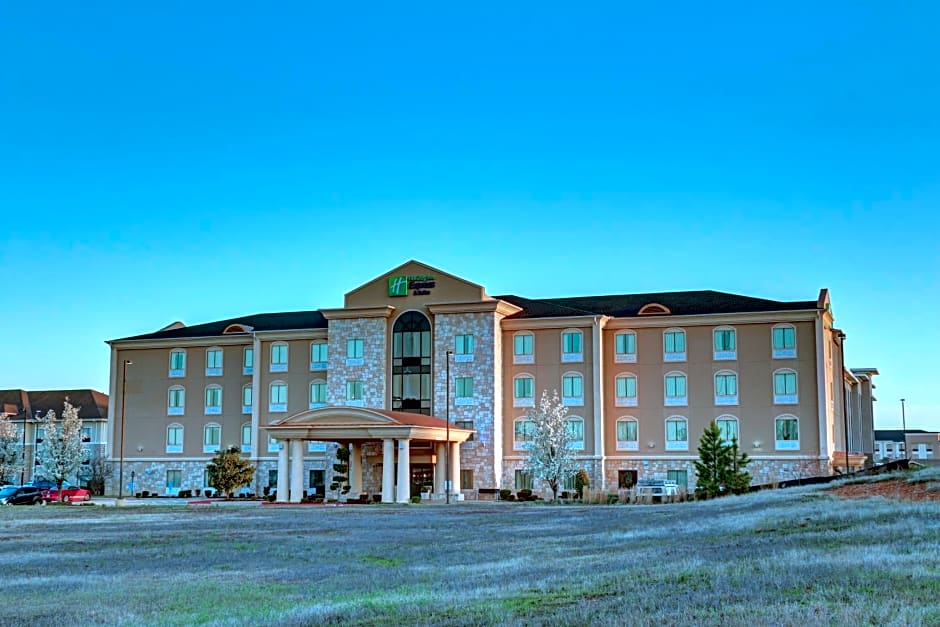 Holiday Inn Express Hotel & Suites Texarkana East By IHG
