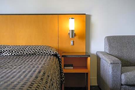 Comfort Inn & Suites Goodearth Perth