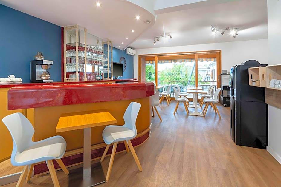 Sure Hotel by Best Western Saintes