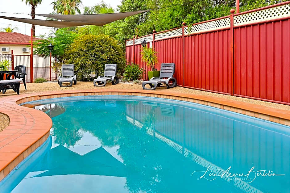 Narrandera Club Motor Inn