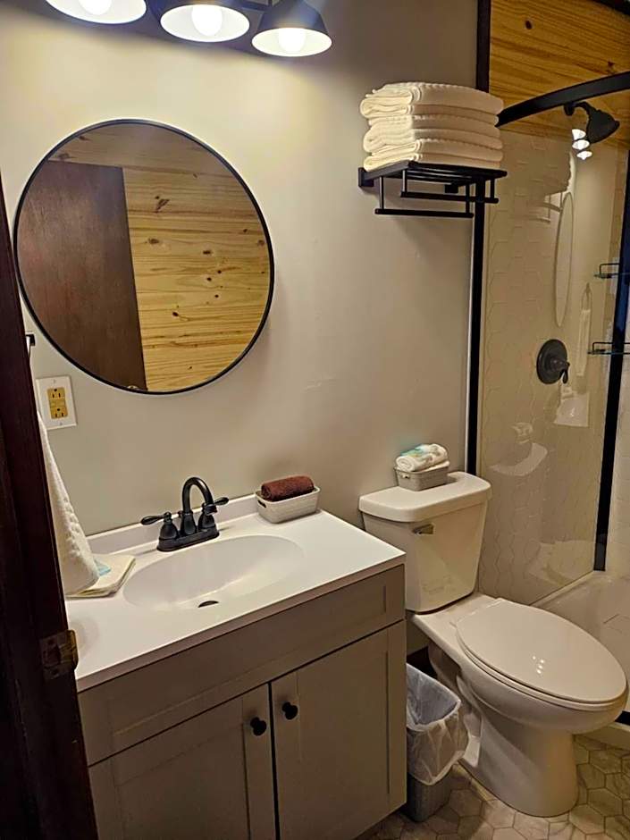 Photo 1 of 7 of 2 Bedroom