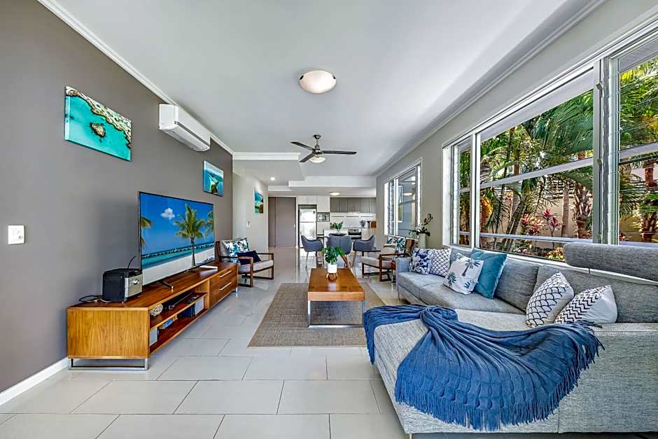 Airlie Summit Apartments