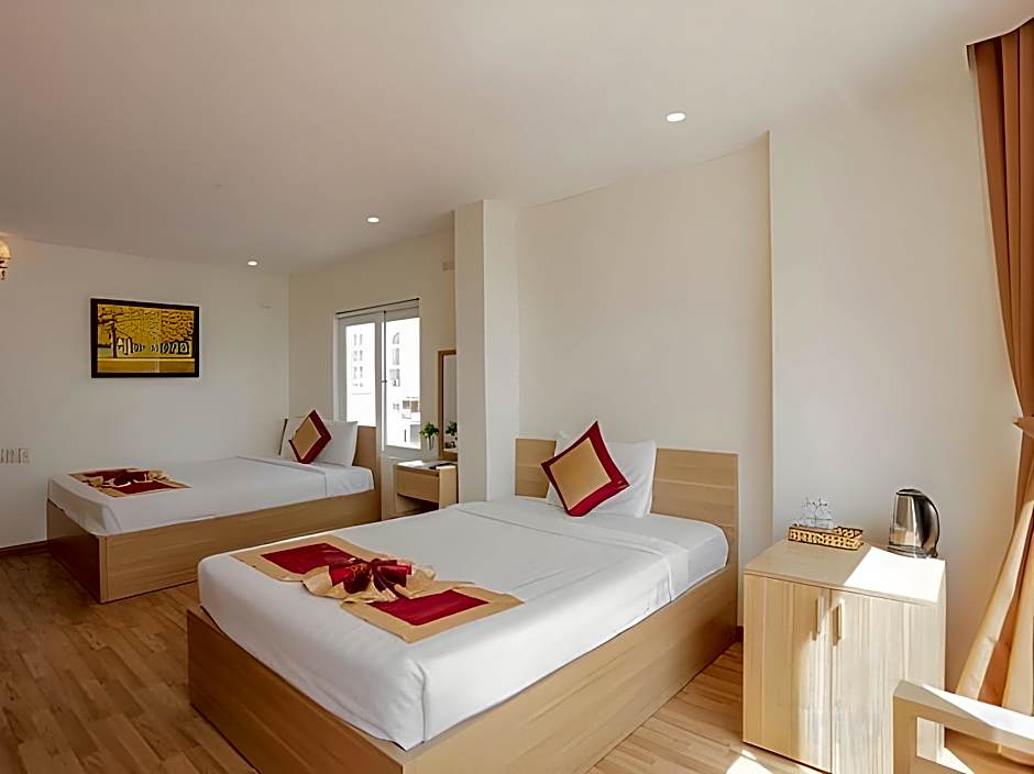 Prague Nha Trang Hotel