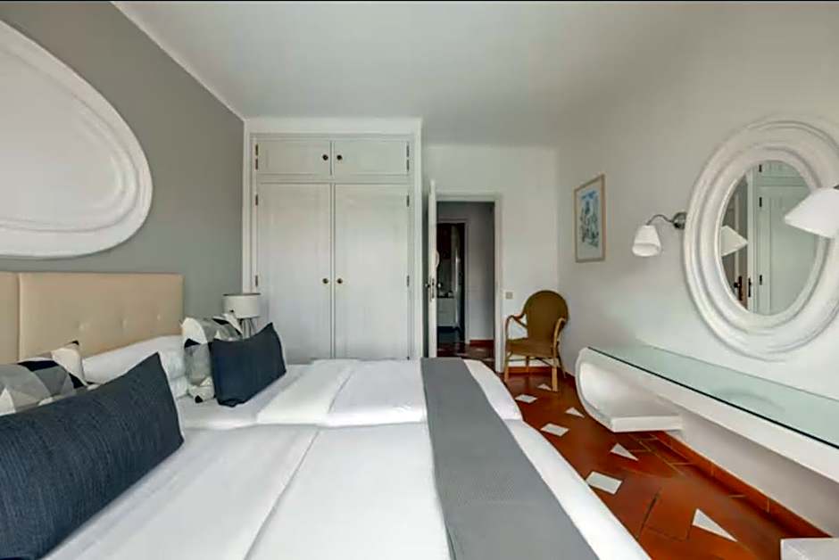 Baluarte da Vila Apartments