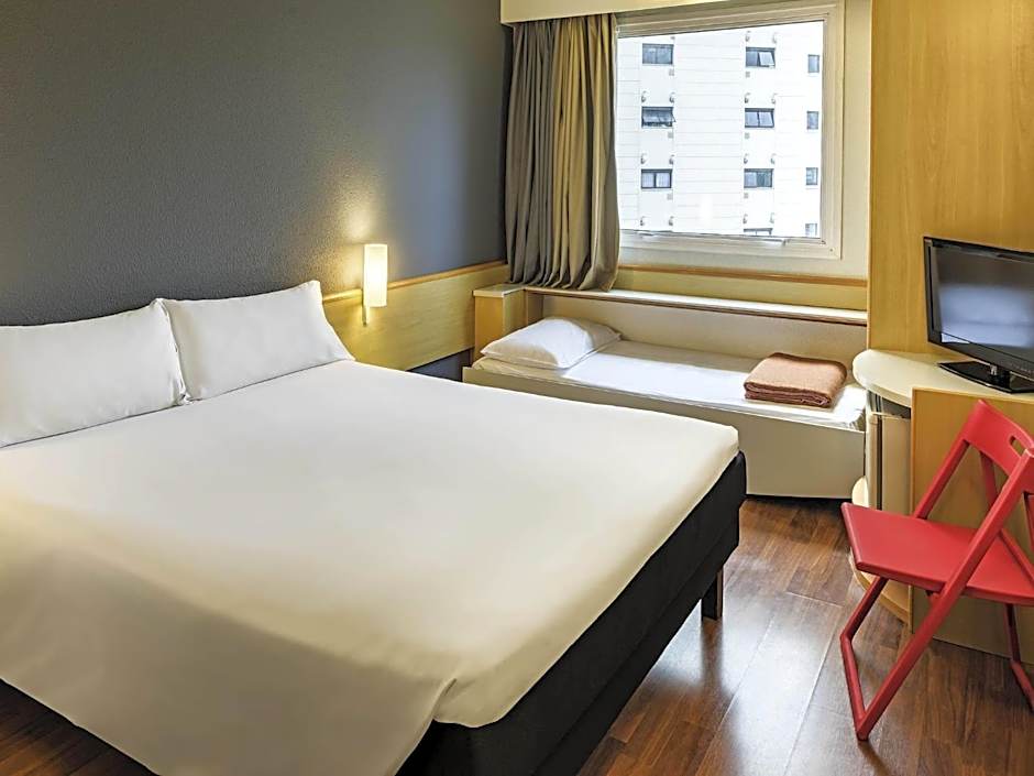Photo 1 sur 5 de Standard 1 Double Bed
