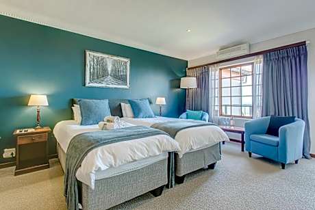 Deluxe Double or Twin Room with Ocean View