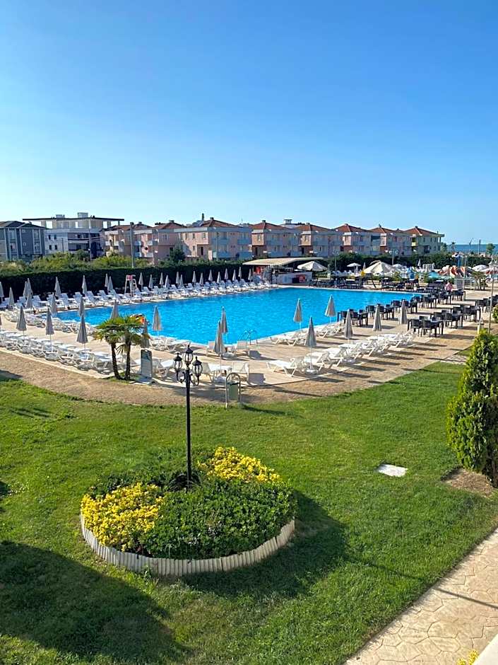 Carpediem Diamond Hotel