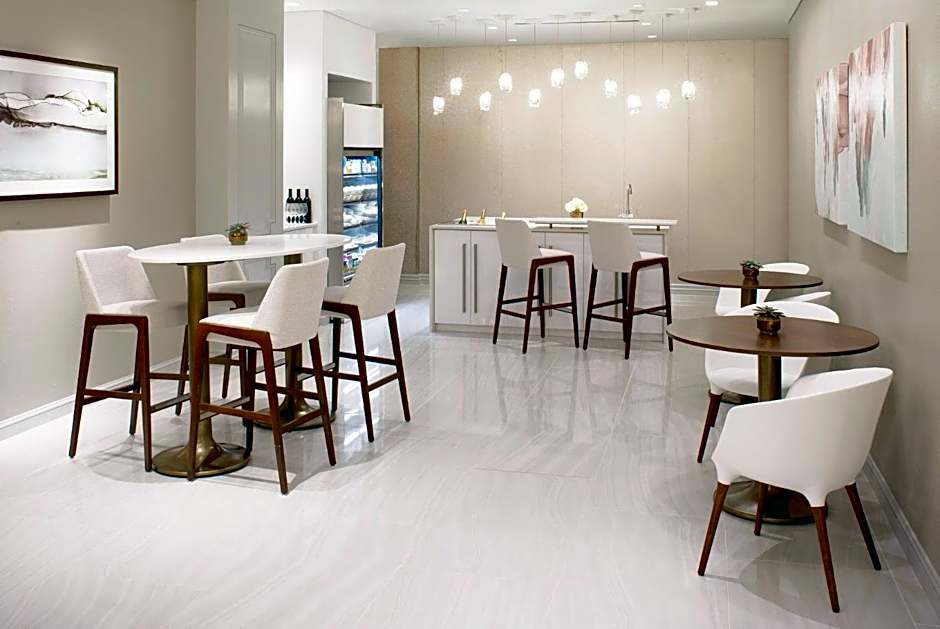 Hotel Crescent Court